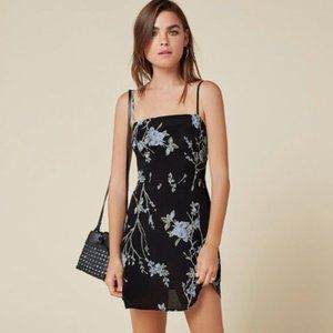 ISO Reformation Doris Mini Dress (in Marseille)